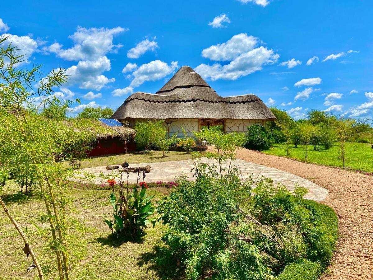 Murchison Falls Bamboo Village Paraa Екстер'єр фото