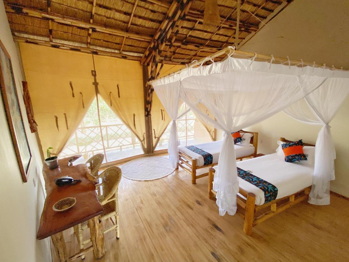Murchison Falls Bamboo Village Paraa Екстер'єр фото
