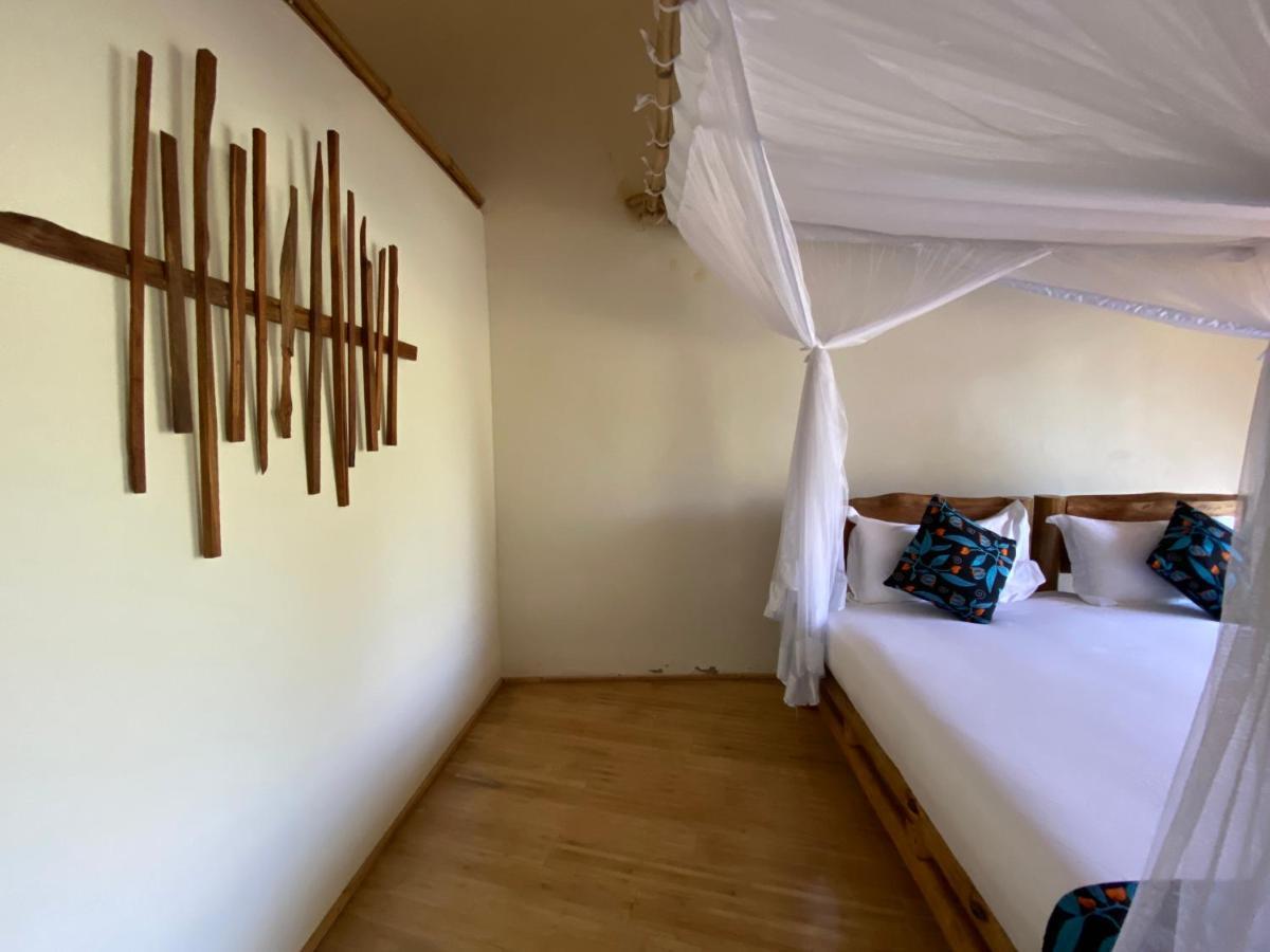 Murchison Falls Bamboo Village Paraa Екстер'єр фото