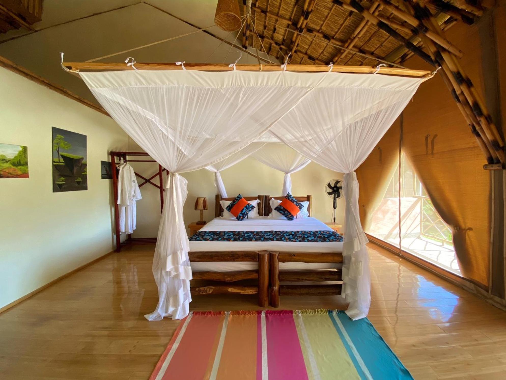 Murchison Falls Bamboo Village Paraa Екстер'єр фото